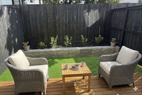 Photo of property in 7/88 Gloria Avenue, Te Atatu Peninsula, Auckland, 0610