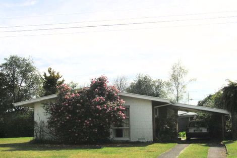 Photo of property in 4 Darroch Street, Fairy Springs, Rotorua, 3015