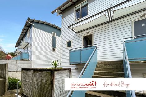 Photo of property in 7b/20 Ian Marwick Place, Birkenhead, Auckland, 0626