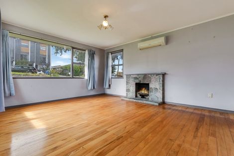 Photo of property in 7 Newington Road, Henderson, Auckland, 0612