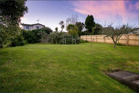 Photo of property in 3 Dunraven Place, Torbay, Auckland, 0630