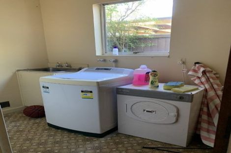 Photo of property in 429 Avonhead Road, Avonhead, Christchurch, 8042