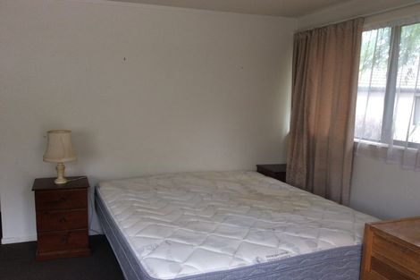 Photo of property in 8d Schnapper Rock Road, Schnapper Rock, Auckland, 0632