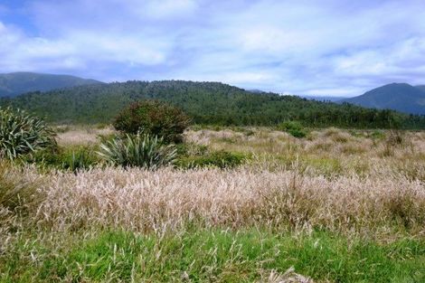 Photo of property in Moana-rotomanu Road, Moana, 7875