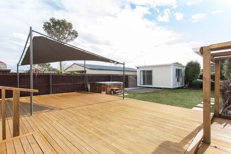 Photo of property in 39 Sandown Crescent, Aranui, Christchurch, 8061