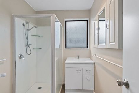 Photo of property in 2/279 Main South Road, Hornby, Christchurch, 8042