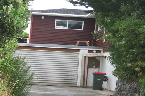 Photo of property in 19 Rangitane Street, Maupuia, Wellington, 6022