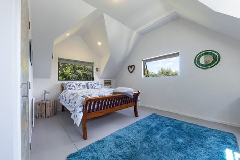 Photo of property in 121 Lone Kauri Road, Karekare, New Lynn, 0772