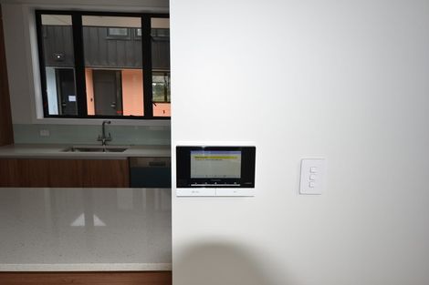 Photo of property in 9c Concord Place, Glen Innes, Auckland, 1072