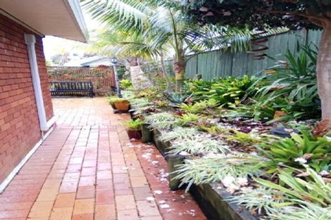 Photo of property in 6 Bass Street, West Harbour, Auckland, 0618