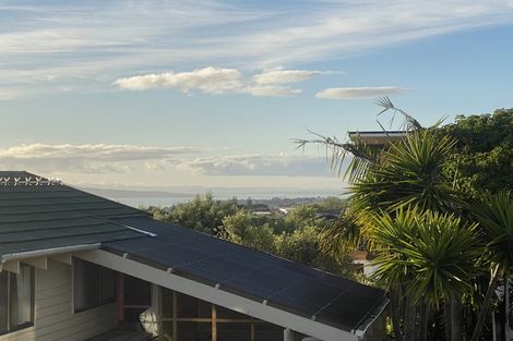 Photo of property in 1/7 Morice Place, Torbay, Auckland, 0630