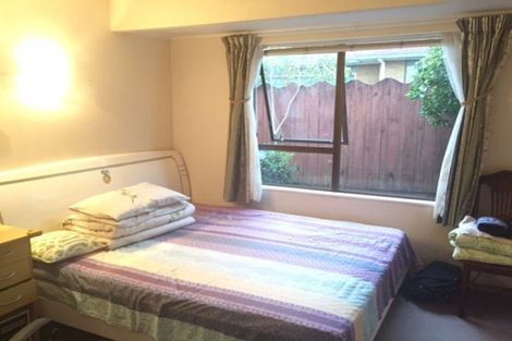 Photo of property in 13 Ciprian Place, Henderson, Auckland, 0612