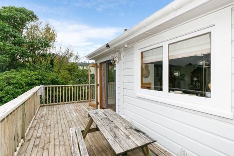 Photo of property in 6 Weld Street, Wadestown, Wellington, 6012