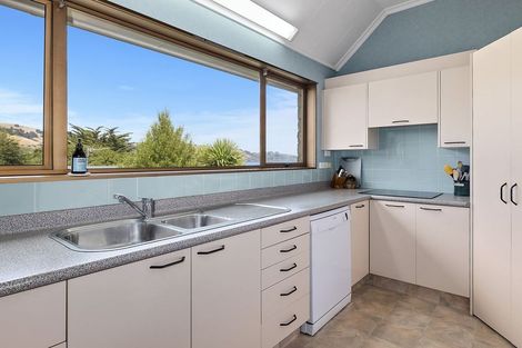 Photo of property in 16 Bayne Terrace, Macandrew Bay, Dunedin, 9014