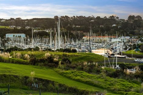 Photo of property in 6 Resolution Drive, Gulf Harbour, Whangaparaoa, 0930