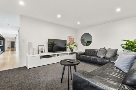 Photo of property in 48 Parkhill Road, Mellons Bay, Auckland, 2014
