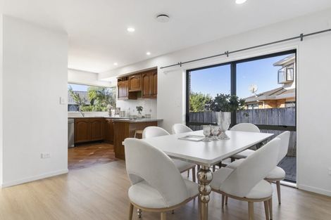 Photo of property in 7 Lanham Lane, Massey, Auckland, 0614