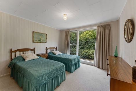 Photo of property in 412 Stokes Valley Road, Stokes Valley, Lower Hutt, 5019