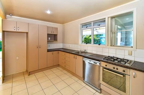 Photo of property in 17 Mclean Avenue, Papatoetoe, Auckland, 2025