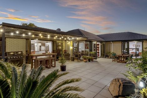 Photo of property in 1 Kakapo Place, Pyes Pa, Tauranga, 3112