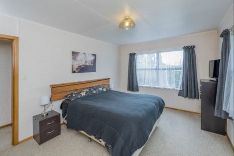 Photo of property in 92a Weraroa Road, Levin, 5510