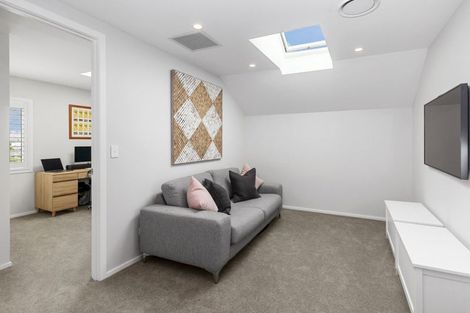 Photo of property in 82 The Circle, Manly, Whangaparaoa, 0930