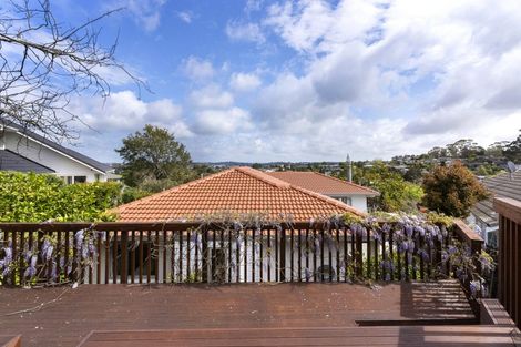 Photo of property in 24 Kenmure Avenue, Forrest Hill, Auckland, 0620