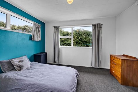 Photo of property in 1 Pohutukawa Drive, Opunake, 4616