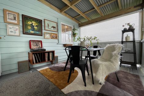 Photo of property in 2 Blacks Road, Greenhithe, Auckland, 0632