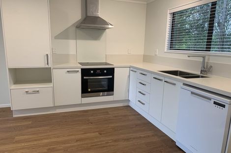 Photo of property in 10 Roger Guy Place, Welcome Bay, Tauranga, 3175