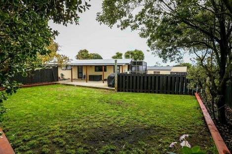 Photo of property in 17 Oleander Place, Bell Block, New Plymouth, 4312