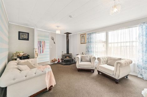 Photo of property in 30 Ruru Road, Taihape, 4720