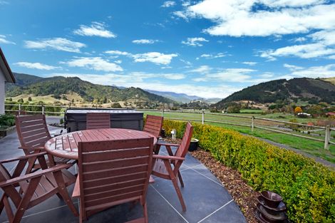 Photo of property in 32 Hollyman Road, Hira, Nelson, 7071