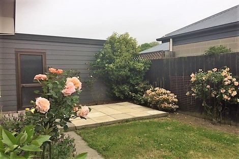Photo of property in 4/23 Tower Street, Hornby, Christchurch, 8042