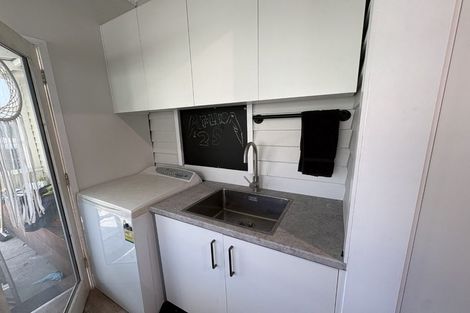 Photo of property in 18 Motueka Street, Nelson South, Nelson, 7010