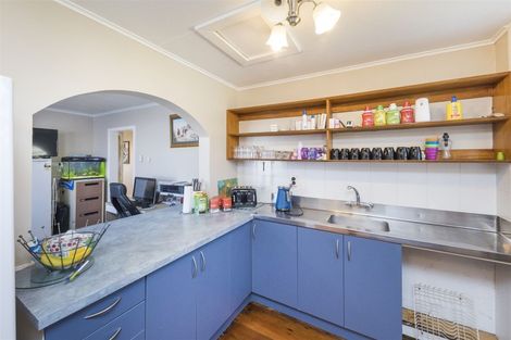 Photo of property in 17 Carthew Street, Feilding, 4702