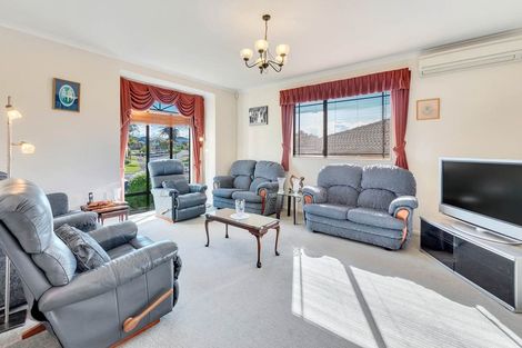 Photo of property in 4 San Lorenzo Rise, Henderson, Auckland, 0612