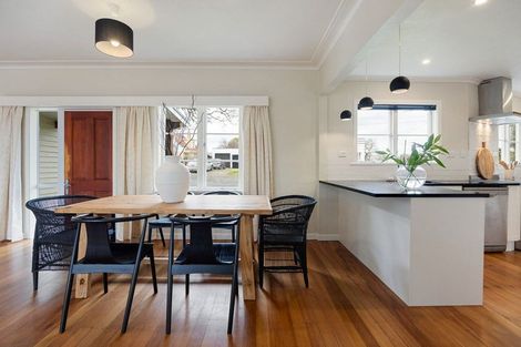 Photo of property in 6 Grey Street, Cambridge, 3434