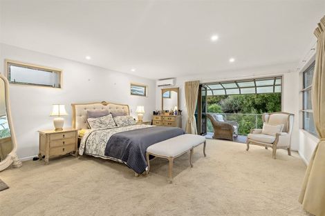 Photo of property in 5 Oakford Park Crescent, Greenhithe, Auckland, 0632