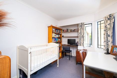 Photo of property in 11 Pukekura Place, Taradale, Napier, 4112