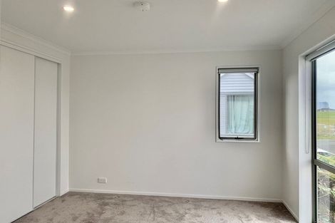 Photo of property in 40 Eyton Kay Road, Hobsonville, Auckland, 0616