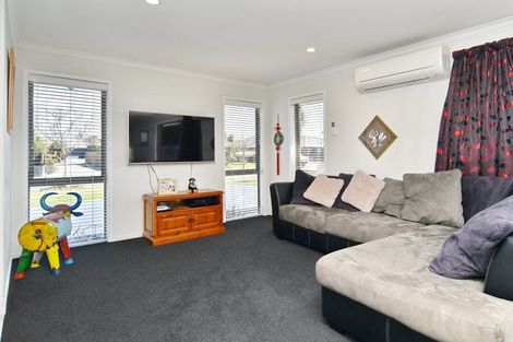 Photo of property in 34 Puhara Avenue, Parklands, Christchurch, 8083