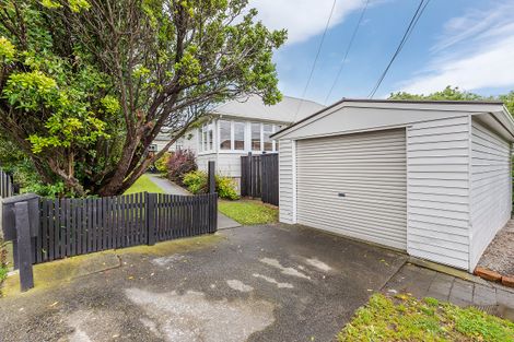 Photo of property in 12 Stephen Street, Johnsonville, Wellington, 6037