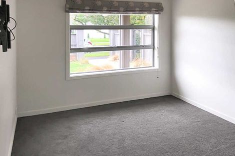 Photo of property in 1 Rutherglen Avenue, Ilam, Christchurch, 8041