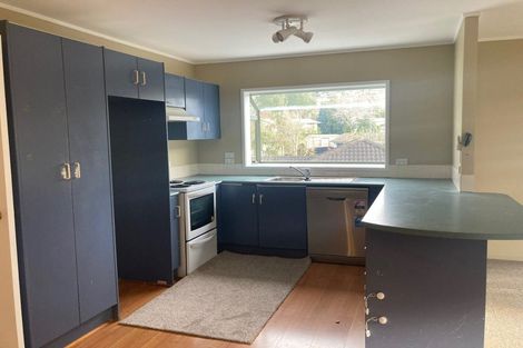 Photo of property in 15 Loughanure Place, Massey, Auckland, 0614