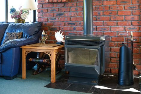 Photo of property in 96 Campbells Road, Pine Hill, Dunedin, 9010