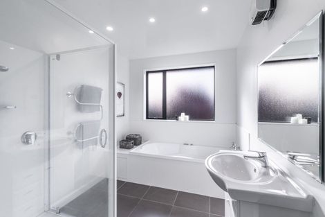 Photo of property in 9 Niddry Crescent, Winton, 9720