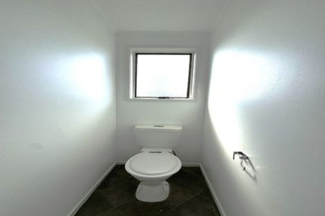 Photo of property in 11 Karepo Crescent, Ranui, Auckland, 0612