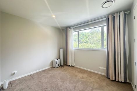 Photo of property in 59 Bernard Magnus Lane, Greenhithe, Auckland, 0632