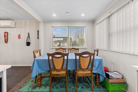 Photo of property in 42 Mcdivitt Street, Manurewa, Auckland, 2102